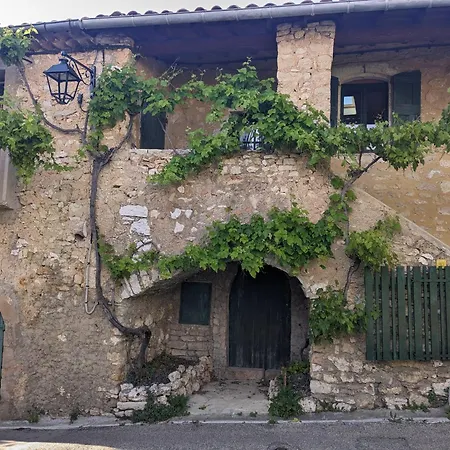 1 Chambre, 55m2 - Maison De Village De Charme 17eme Siecle - Garrigue Heraultaise アパート Argelliers